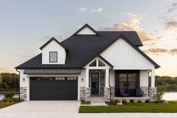 Best Emergency Roof Repair Services  in Cuyahoga Falls, OH